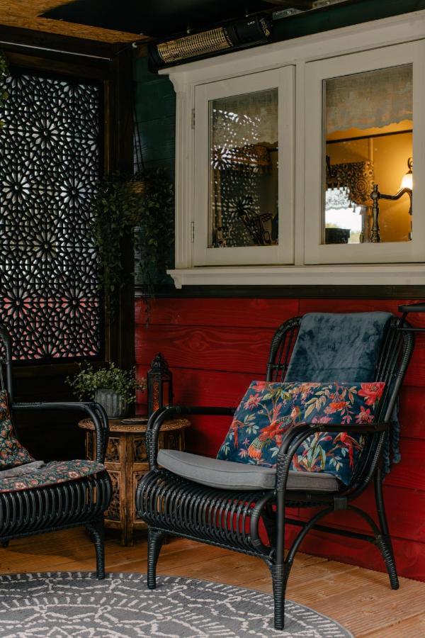 Villa Pipowagen De Zwerveling Aan Zee à Oostkapelle Extérieur photo